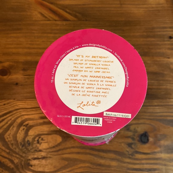 NWT “It’s My Birthday” Hand-Painted Wine Glass by Lolita - Picture 6 of 6